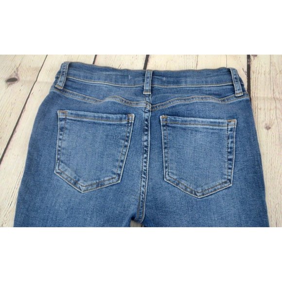 FREE PEOPLE Women's High Rise Fringe Crop Jeans SIZE 25 Medium Wash - Picture 3 of 7